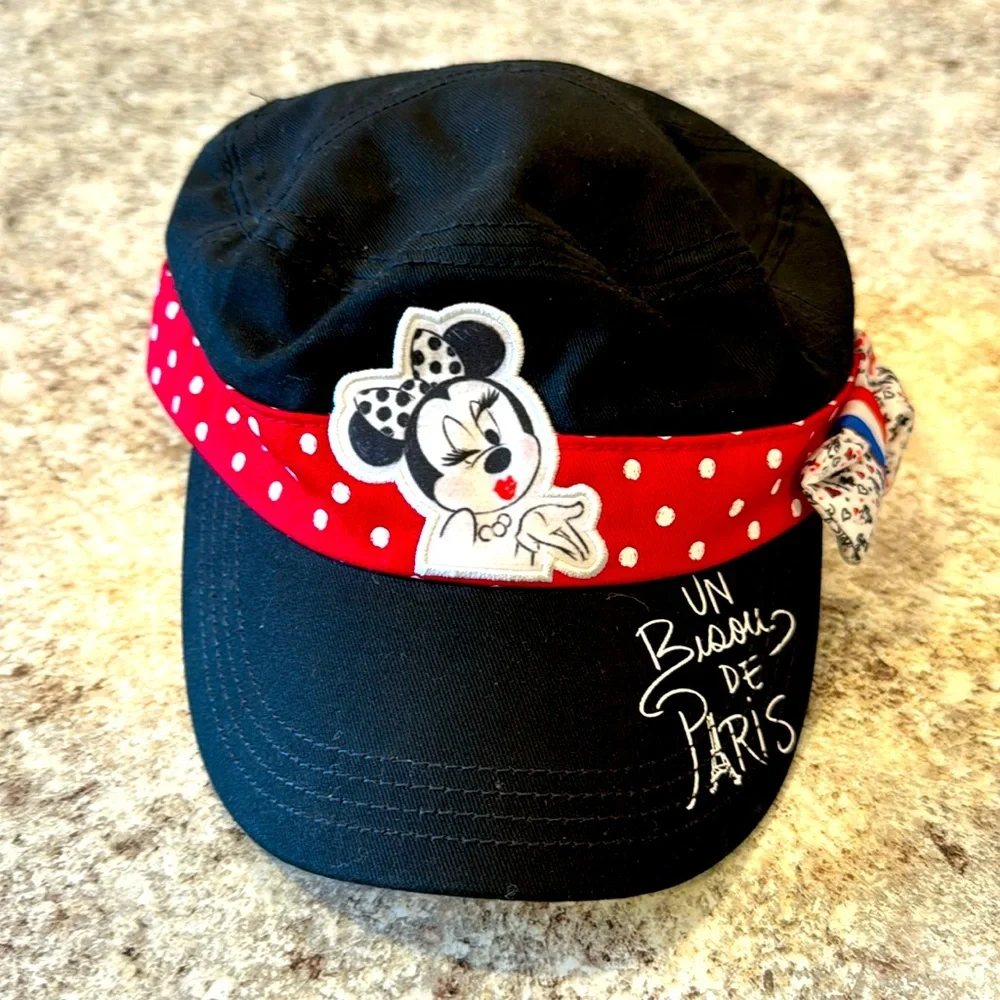 Disney Parks Minnie mouse baseball cap un bison de Paris.